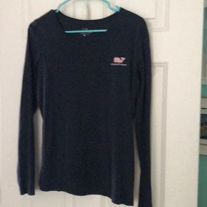 Long sleeve vineyard vines Tea.